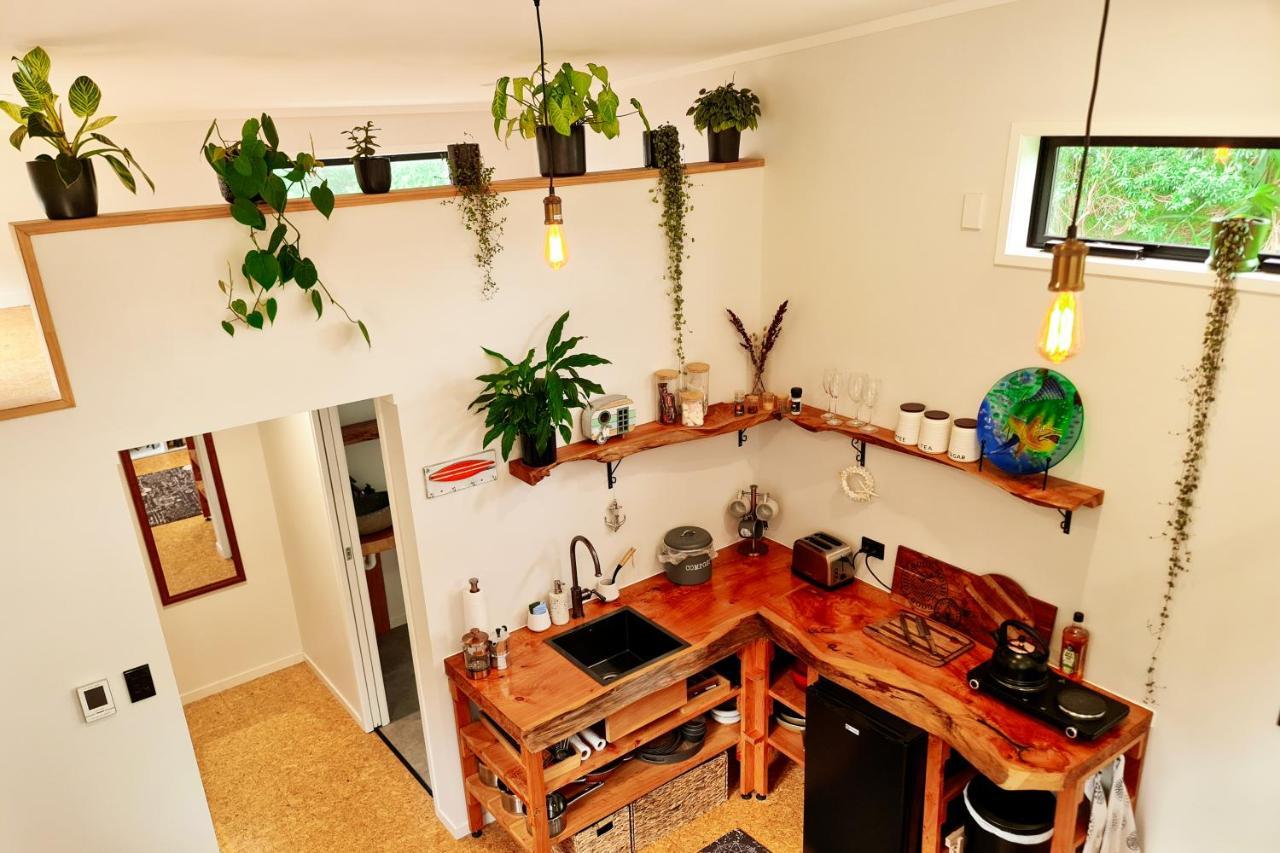Hotel Adventurer'S Chest - Pohutukawa à Hotwater Beach Extérieur photo